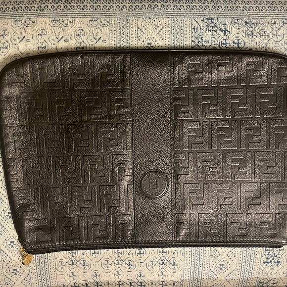 Fendi embossed leather vintage clutch ~ circa 1990 - Picture 9 of 10